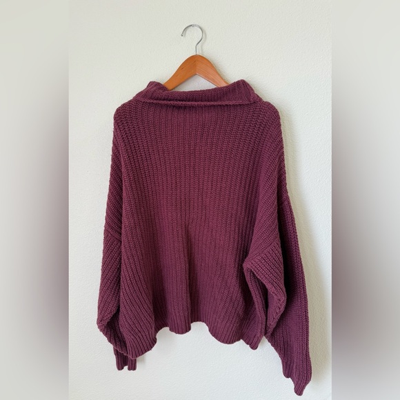 Free People Burgundy Swim Too Deep Oversized Turtleneck Knit Sweater Size Large - Picture 3 of 5